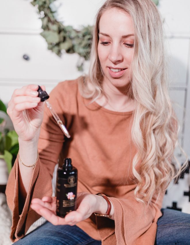Richtige Pflege in der Schwangerschaft – Öle von Satin Naturel