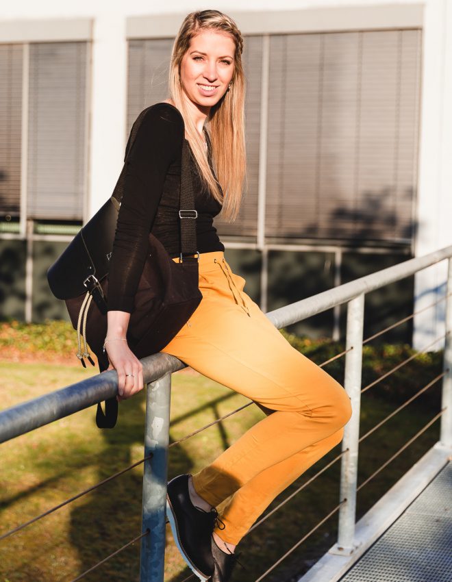 Ein Frühlingslook mit Rucksack